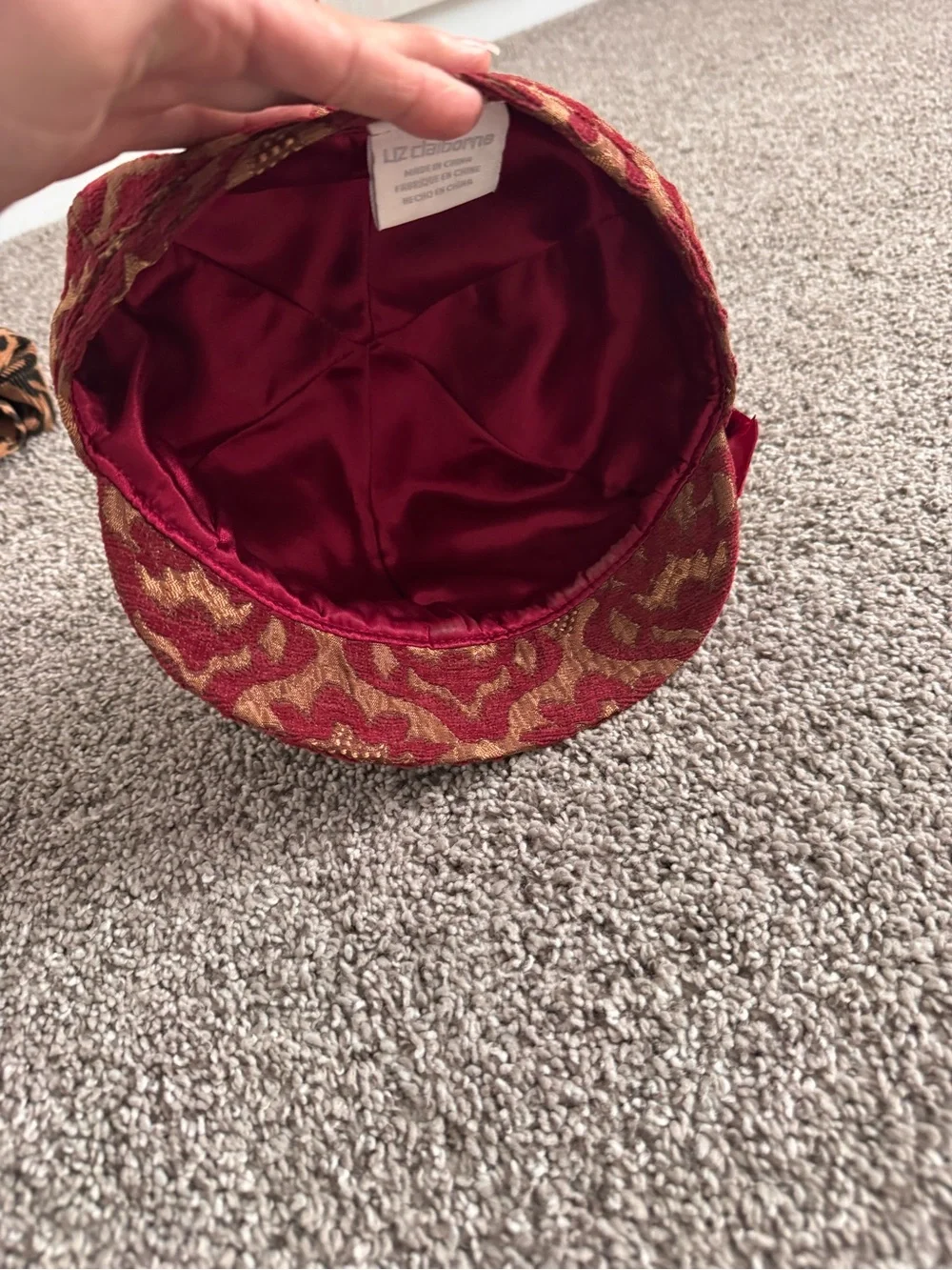 Liz Claiborne Red and Tan Patterned Bow Cap vintage